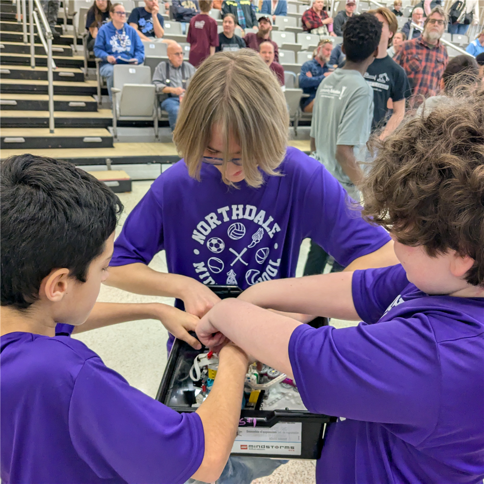  Northdale students working on robot